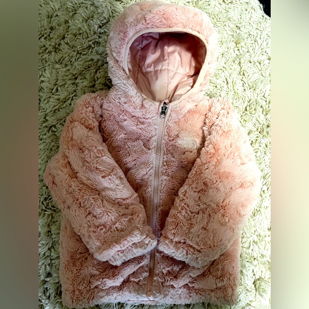 Babydoll Pink North Face Toddler Reversible Jacket 💘